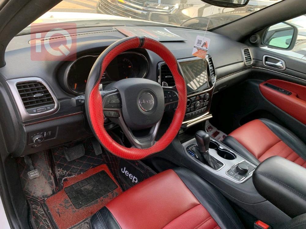 جيب جراند شيروكي